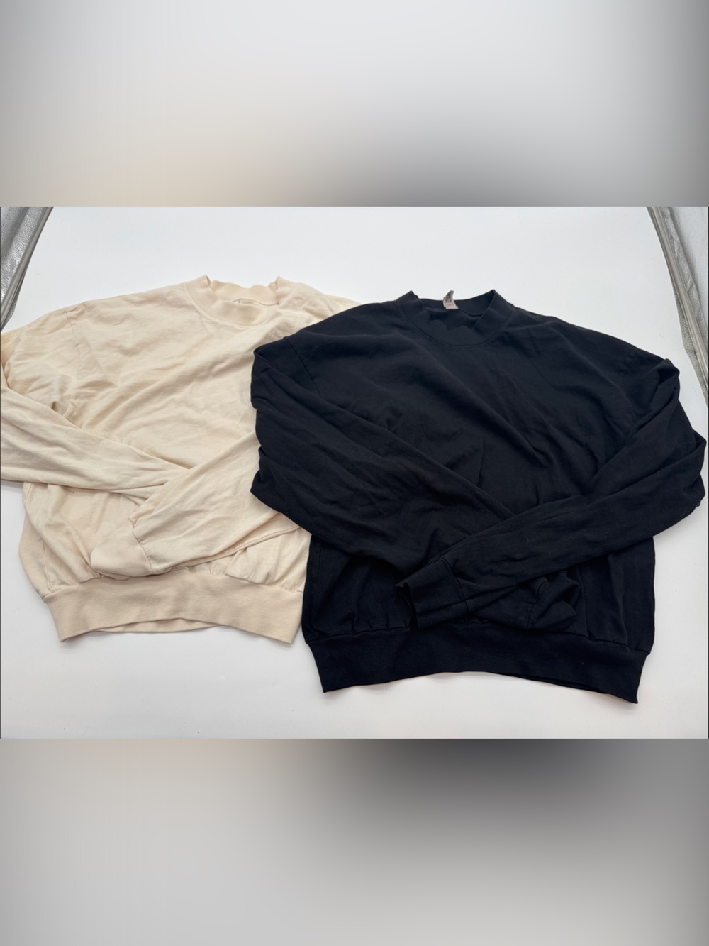 Los Angeles apparel Basic Cropped tshirts Set in Black and Cream size small